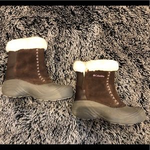 Woman’s Columbia Boots Size 8